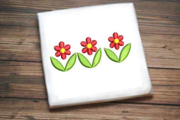 Three Red Pretty Flowers: A Designer's Real-World Review